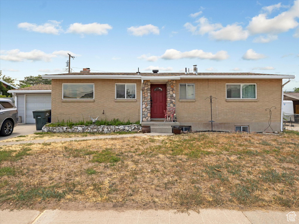4278 S 3720 W West Valley City, UT 84120