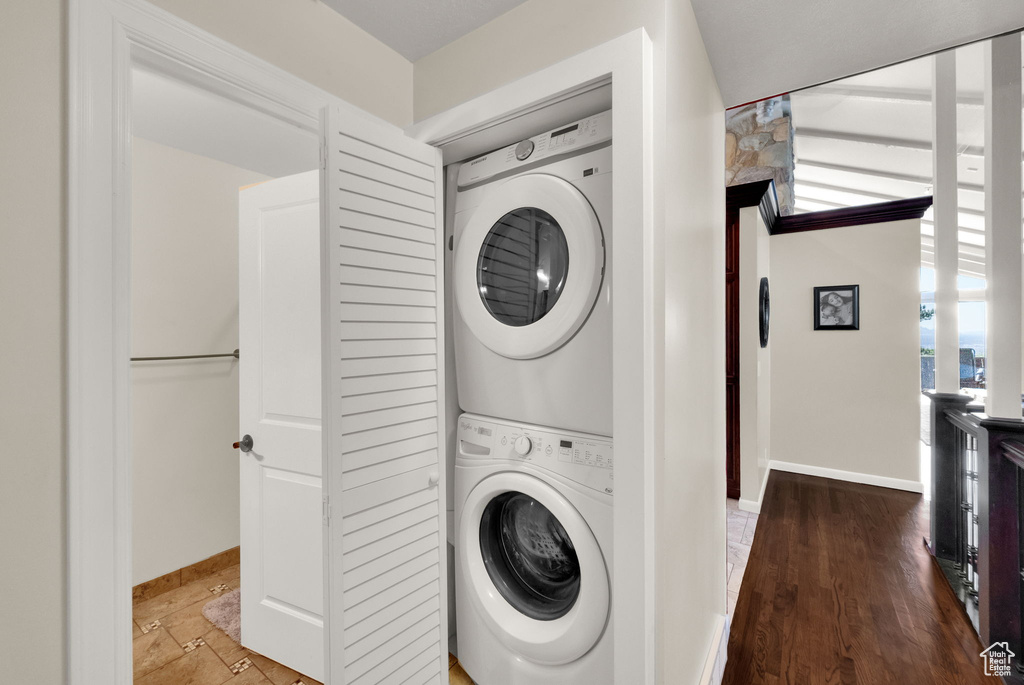 3322 E FORTUNA DR Salt Lake City, UT 84124