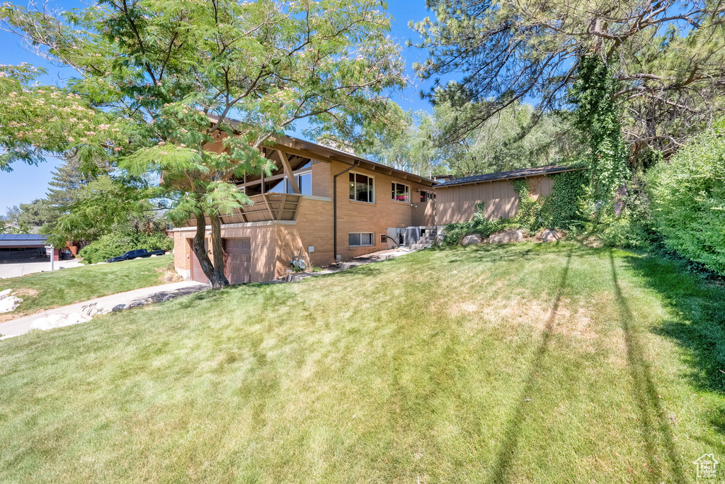 3322 E FORTUNA DR Salt Lake City, UT 84124
