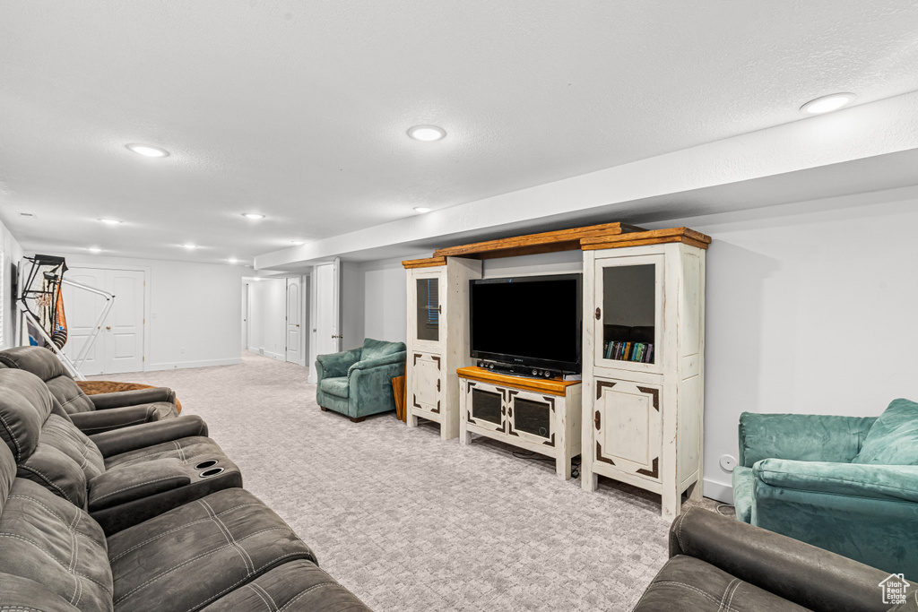 1215 E 330 S Hyrum, UT 84319
