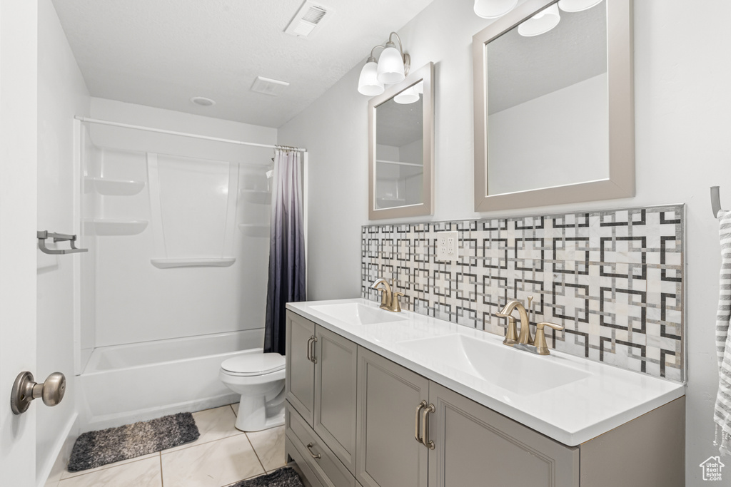 1215 E 330 S Hyrum, UT 84319