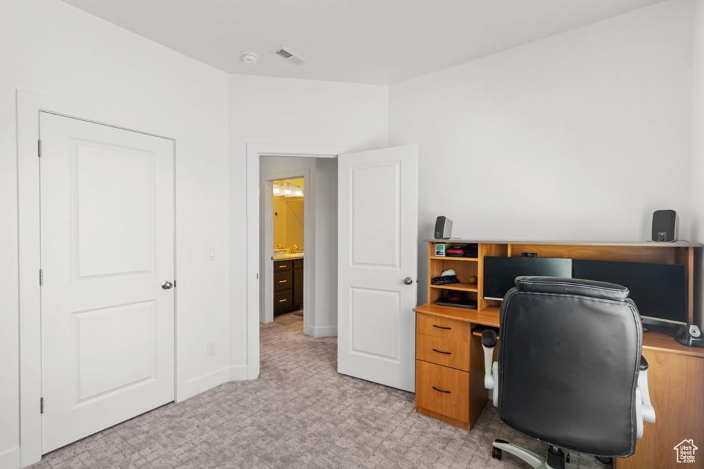 1215 E 330 S Hyrum, UT 84319
