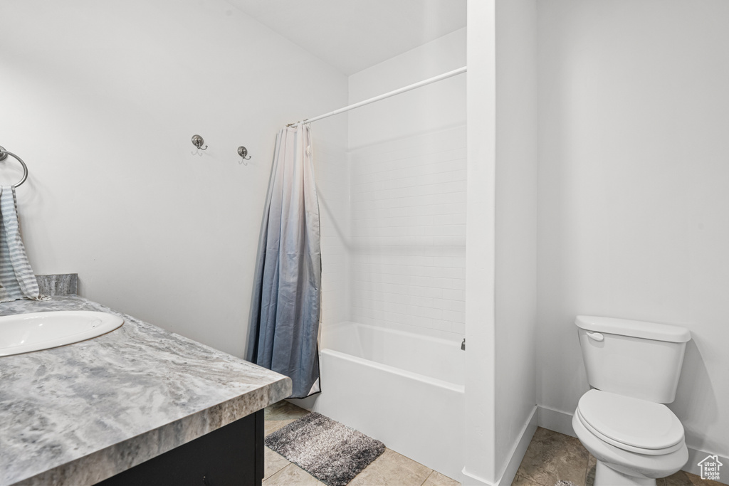 1215 E 330 S Hyrum, UT 84319