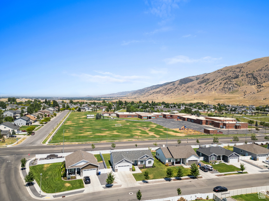 1215 E 330 S Hyrum, UT 84319