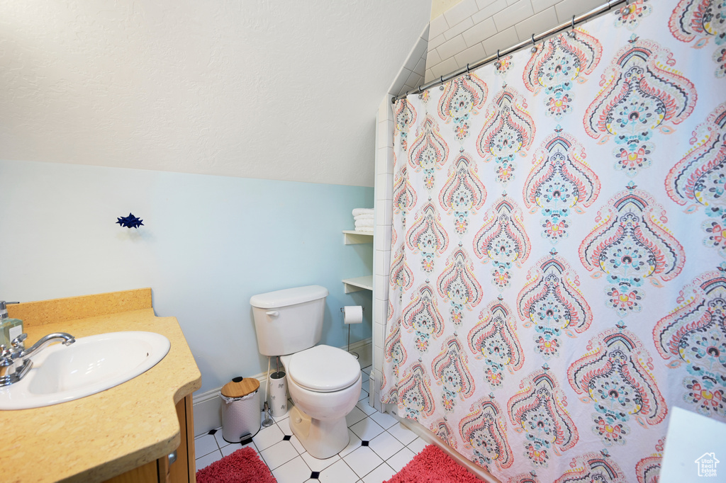 230 W CENTER ST Logan, UT 84321