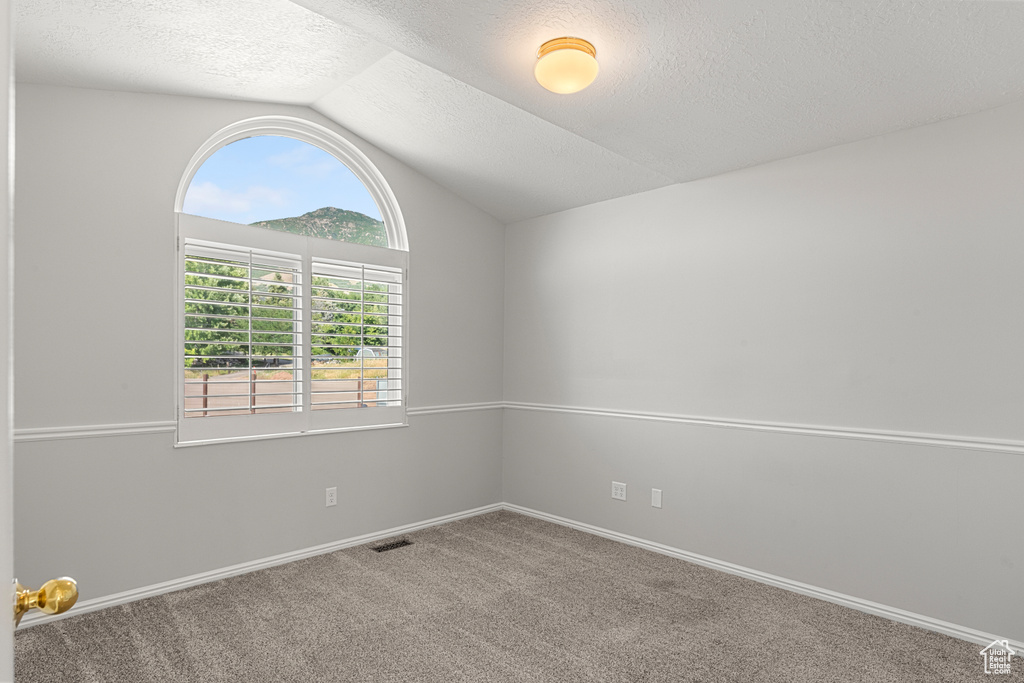 1505 NAVAJO DR Ogden, UT 84403