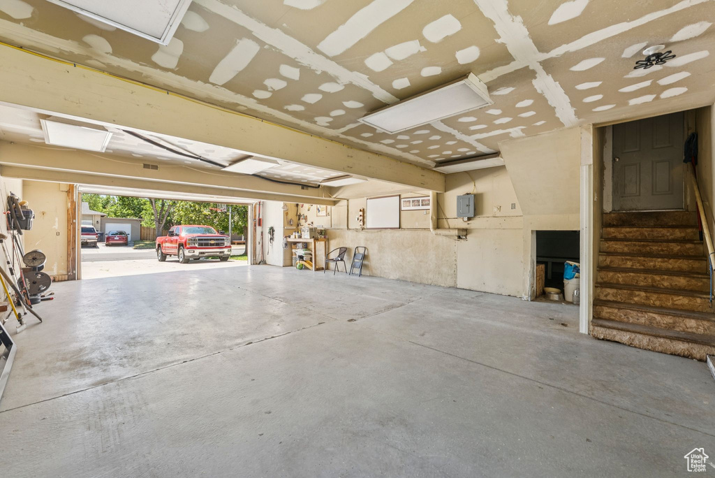 203 E KRISTIN DR Sandy, UT 84070