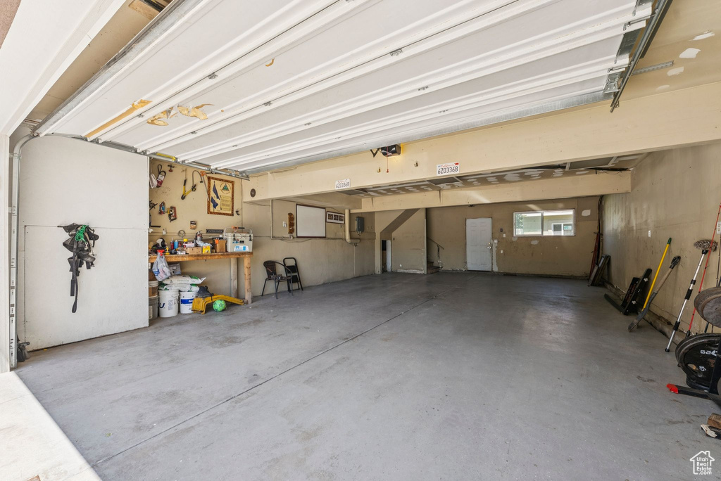 203 E KRISTIN DR Sandy, UT 84070