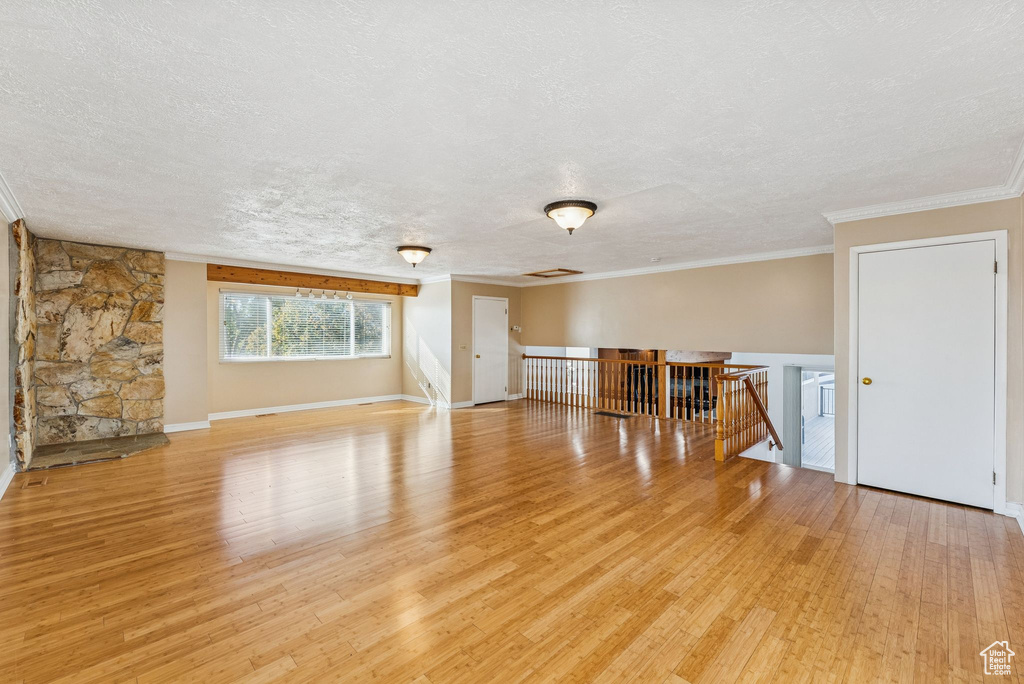 203 E KRISTIN DR Sandy, UT 84070