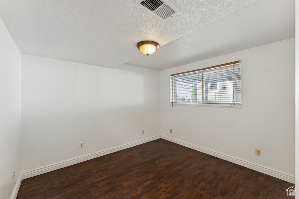 203 E KRISTIN DR Sandy, UT 84070