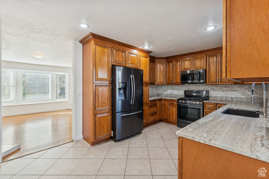 203 E KRISTIN DR Sandy, UT 84070