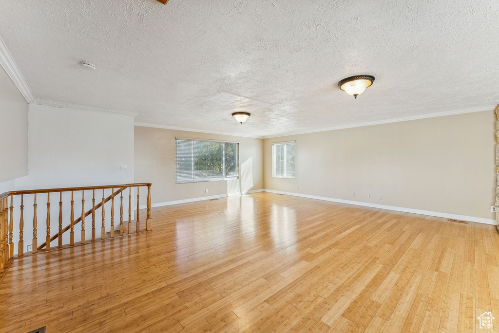 203 E KRISTIN DR Sandy, UT 84070