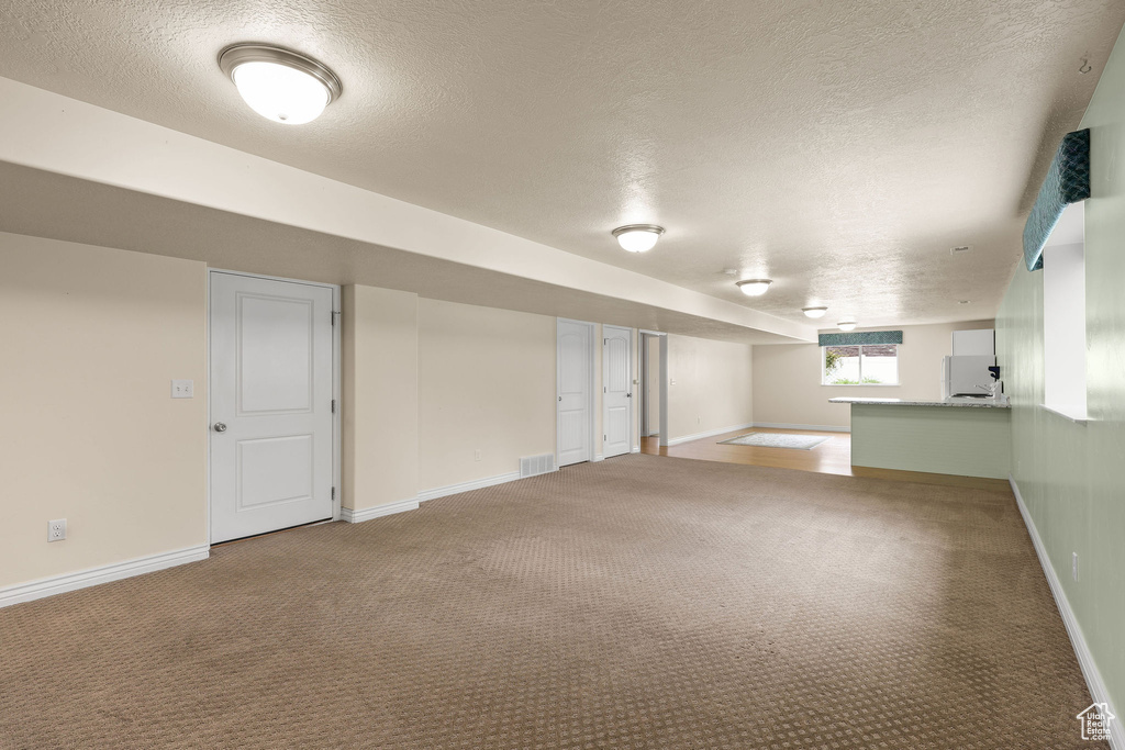 1932 S 2150 W Syracuse, UT 84075