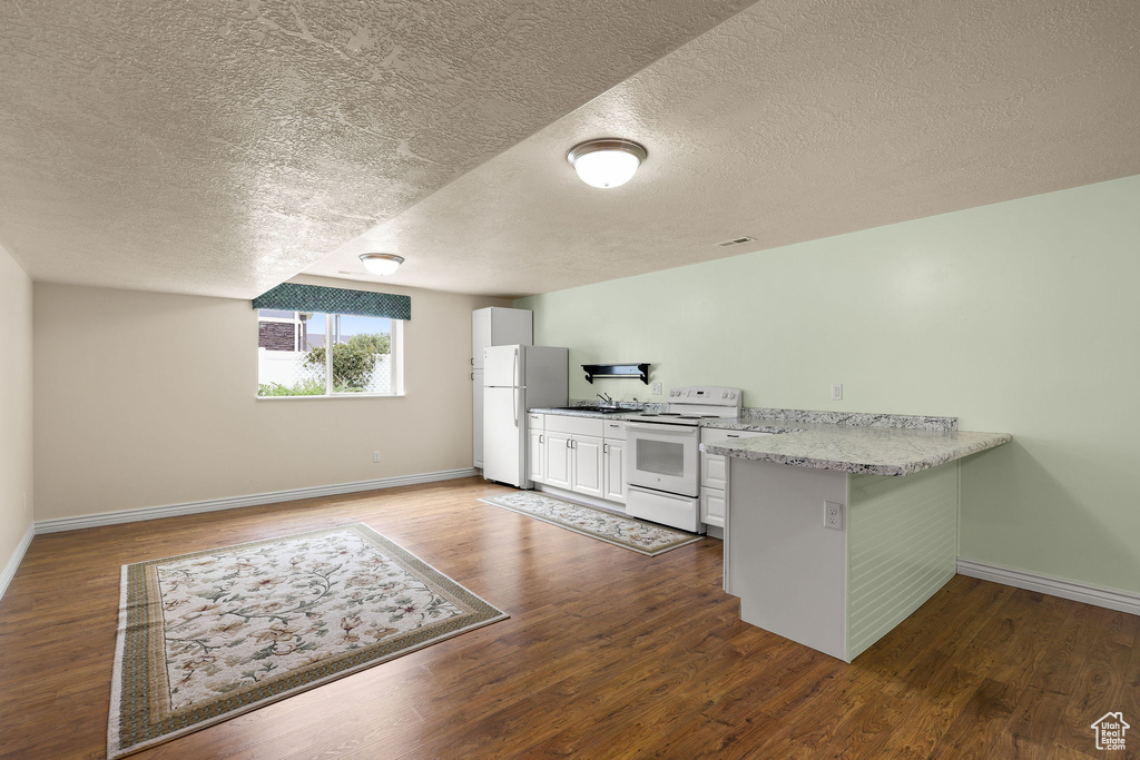 1932 S 2150 W Syracuse, UT 84075