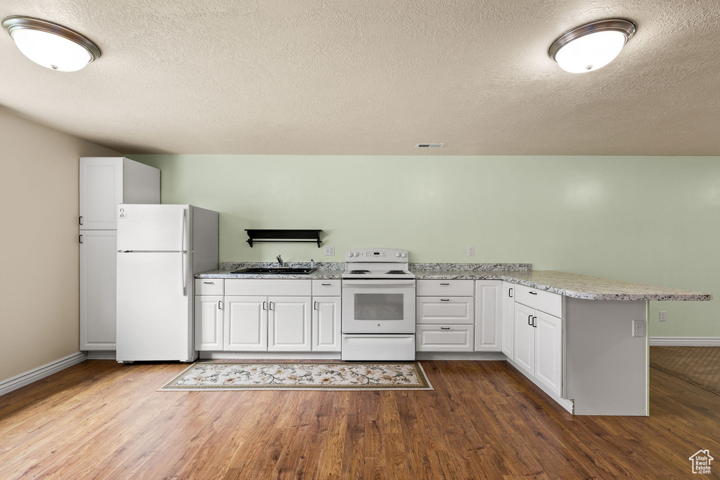 1932 S 2150 W Syracuse, UT 84075