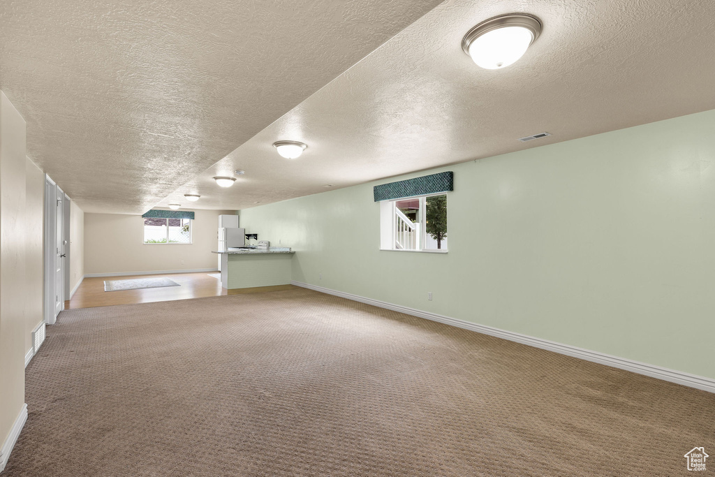 1932 S 2150 W Syracuse, UT 84075