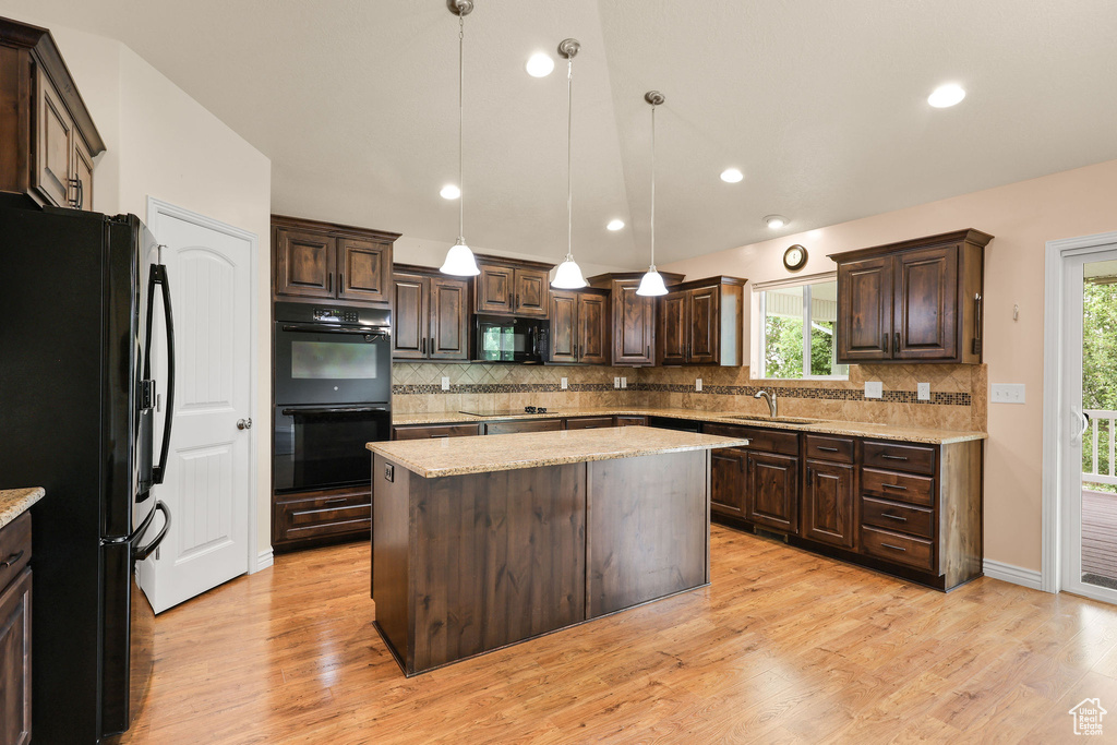 1932 S 2150 W Syracuse, UT 84075