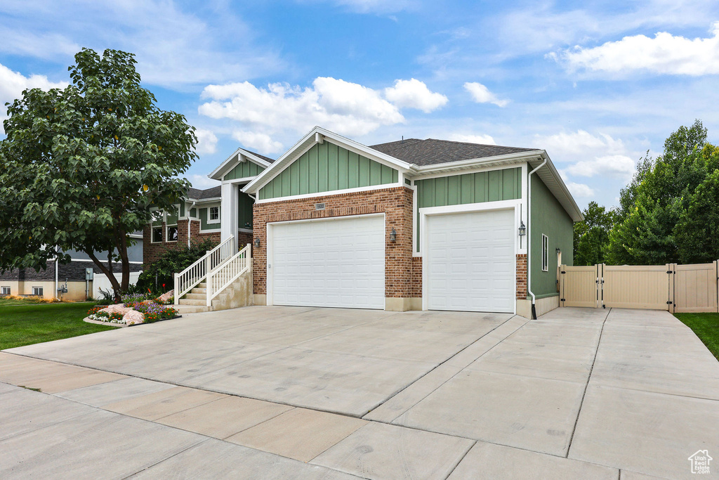 1932 S 2150 W Syracuse, UT 84075