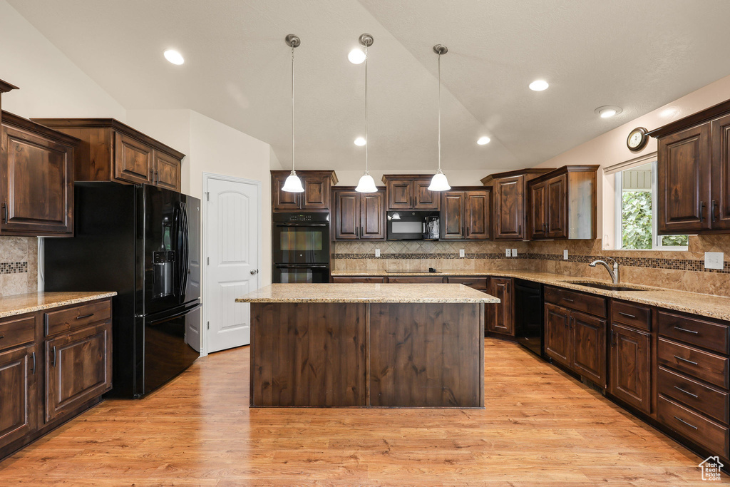 1932 S 2150 W Syracuse, UT 84075
