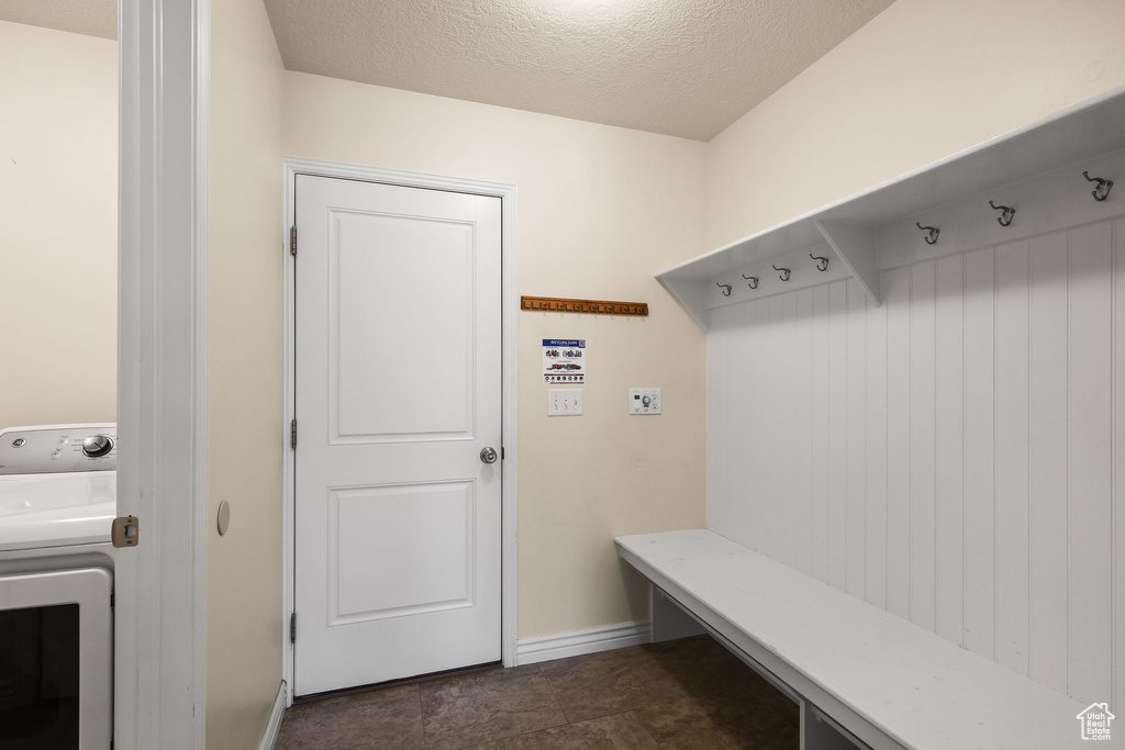 1932 S 2150 W Syracuse, UT 84075