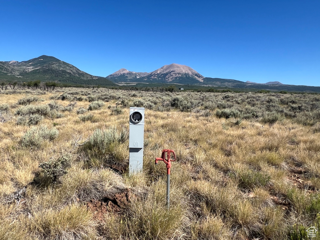 32  PORPUPINE LN La Sal, UT 84530