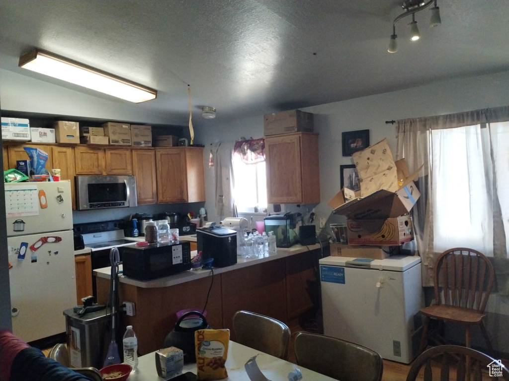 8890 W 26000 N Portage, UT 84331