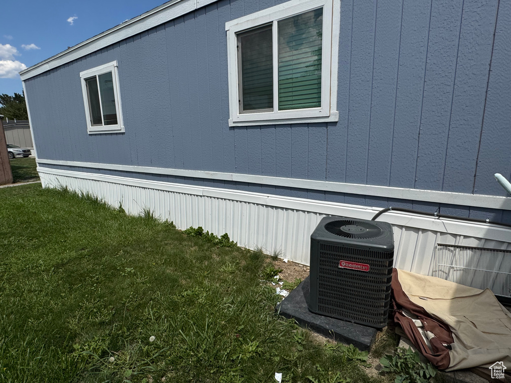 Photo 12 for MLS #2100018 at 898 W Little Mountain Dr