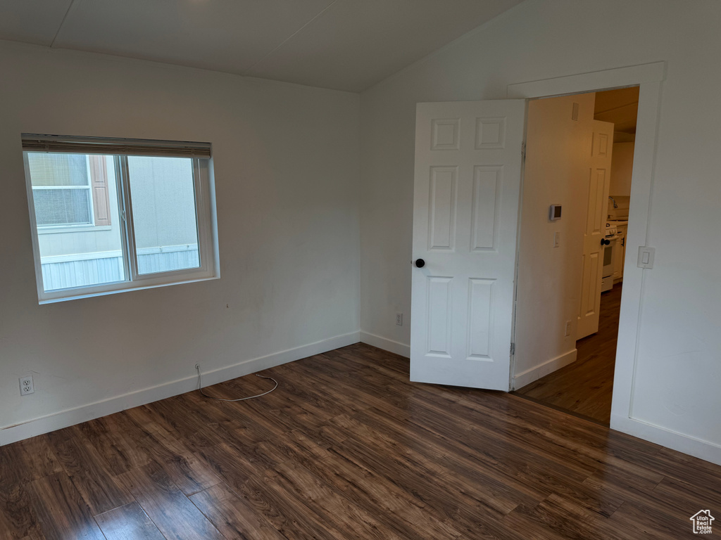 Photo 8 for MLS #2100018 at 898 W Little Mountain Dr