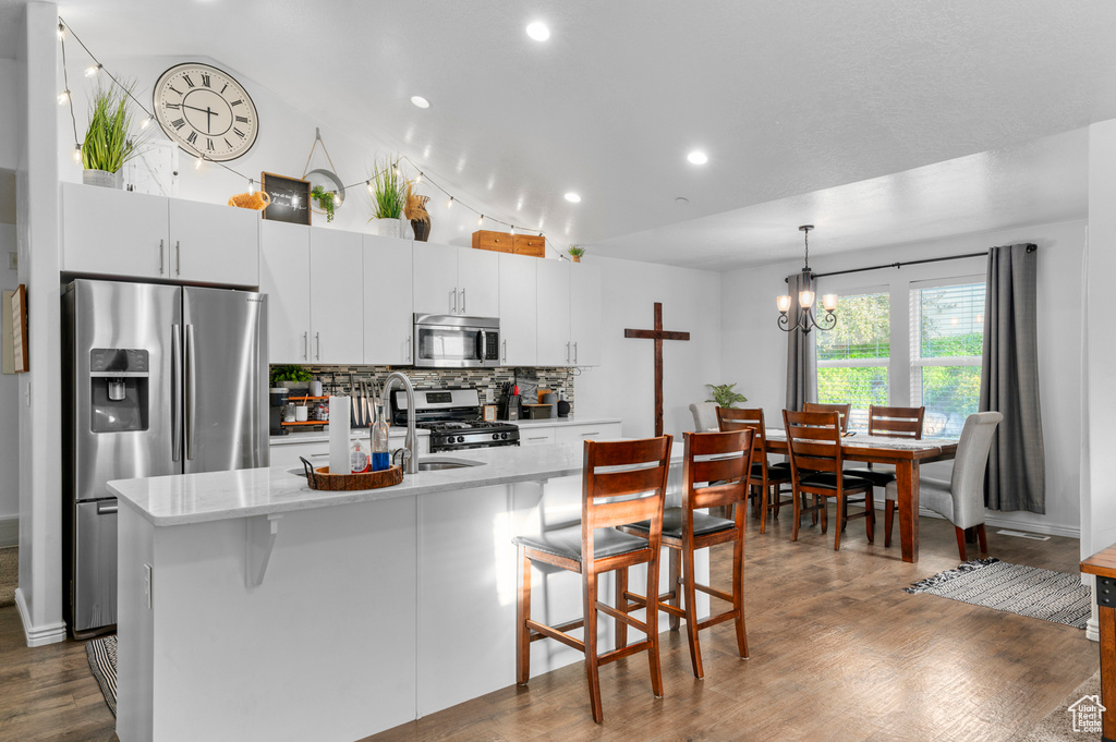 175 W WOLVERINE CRK Elk Ridge, UT 84651