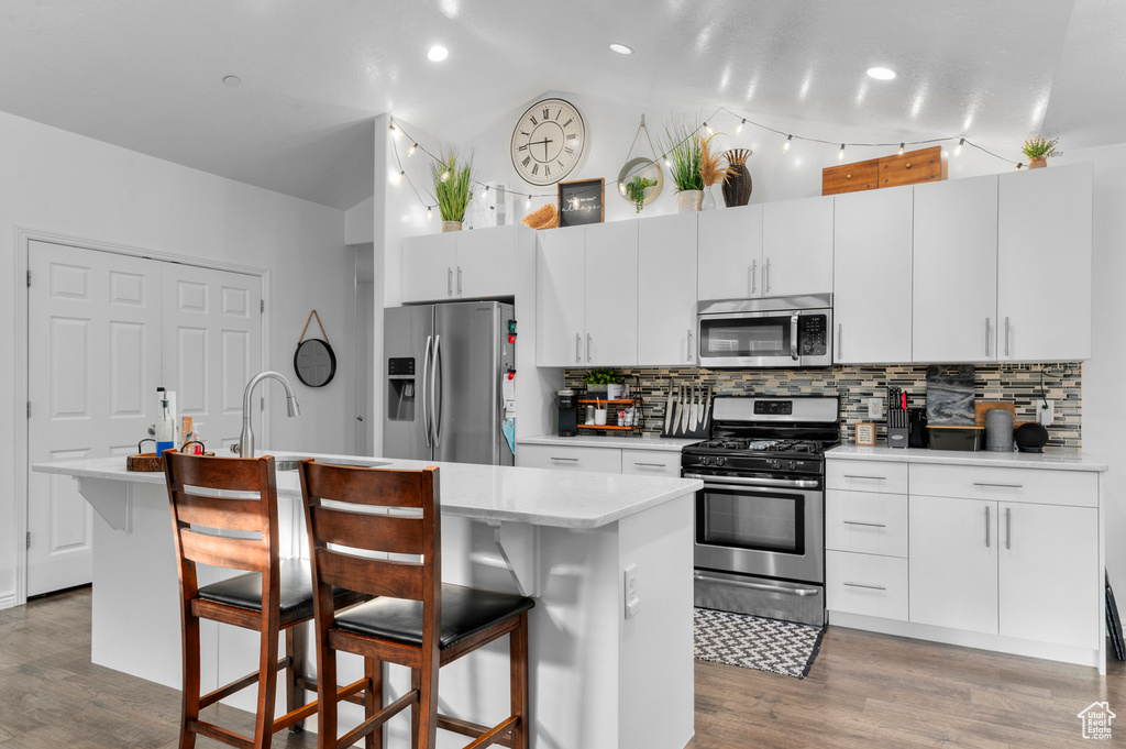 175 W WOLVERINE CRK Elk Ridge, UT 84651