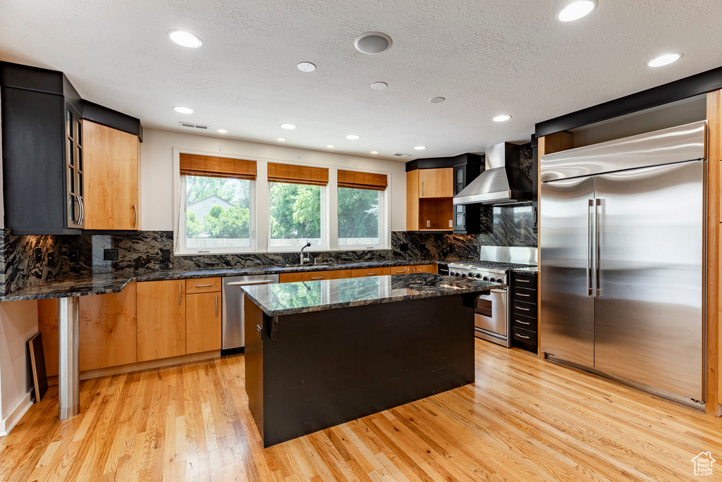 1656 E MILLCREEK WAY Salt Lake City, UT 84106