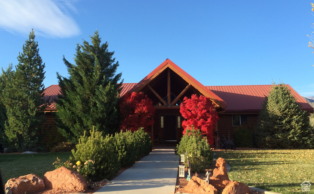2792 E BADGER WAY New Harmony, UT 84757