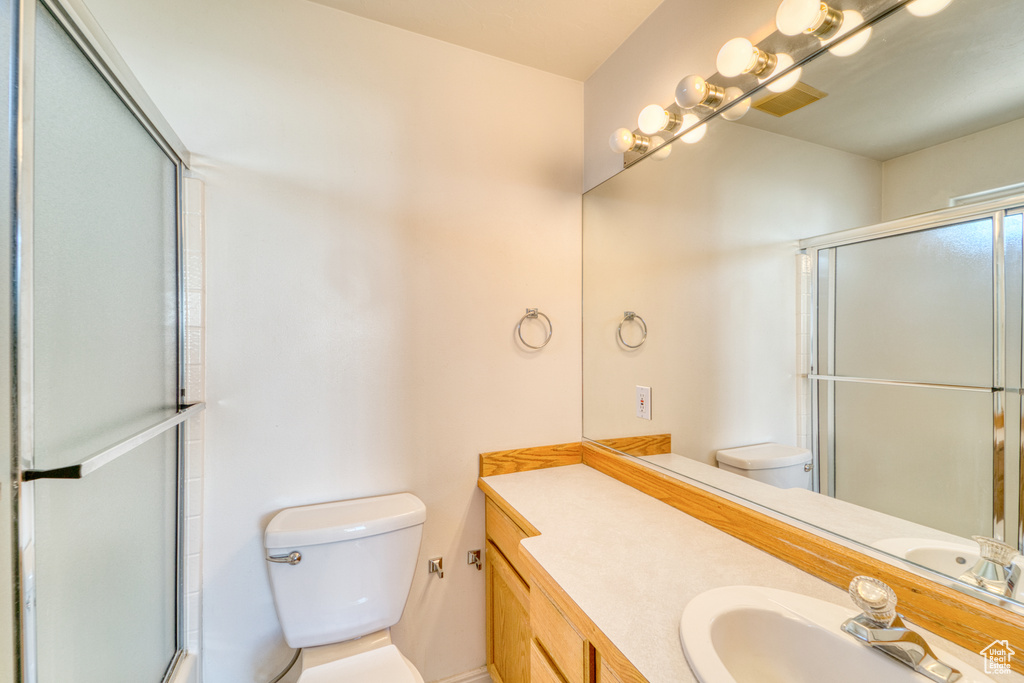 Photo 20 for MLS #2100057 at 2990 E Riverside Dr
