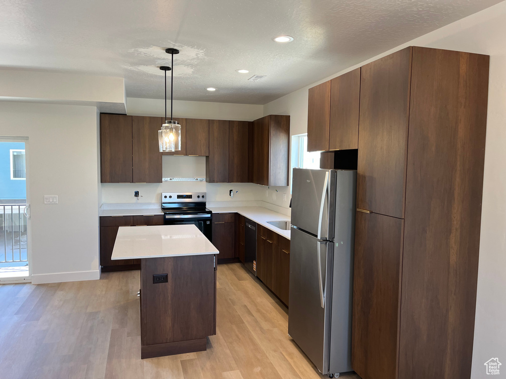 Photo 4 for MLS #2100064 at 2 Grayson Way #11