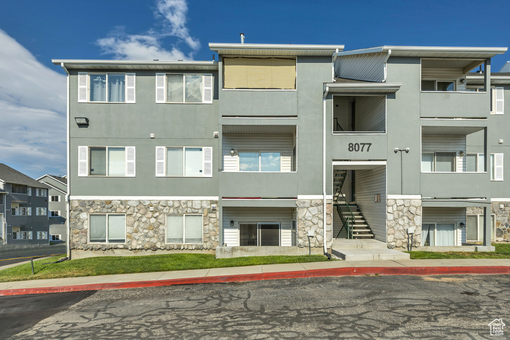 8077 W COPPERFIELD PL #11 Magna, UT 84044