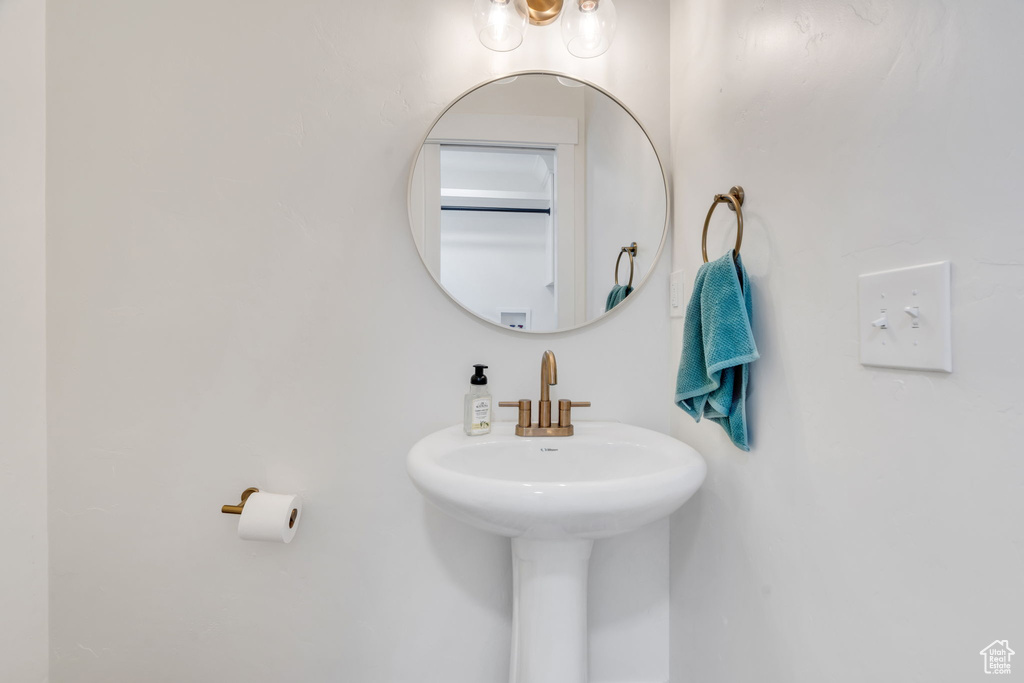 352 W 1060 S Orem, UT 84058