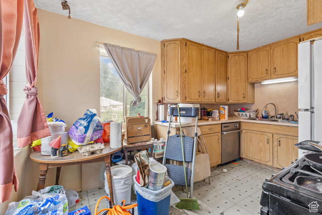 2880 S MERTON WAY Magna, UT 84044