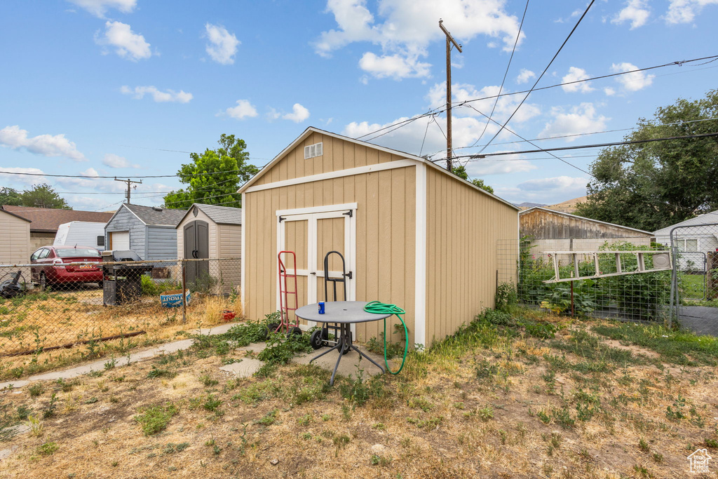 2880 S MERTON WAY Magna, UT 84044