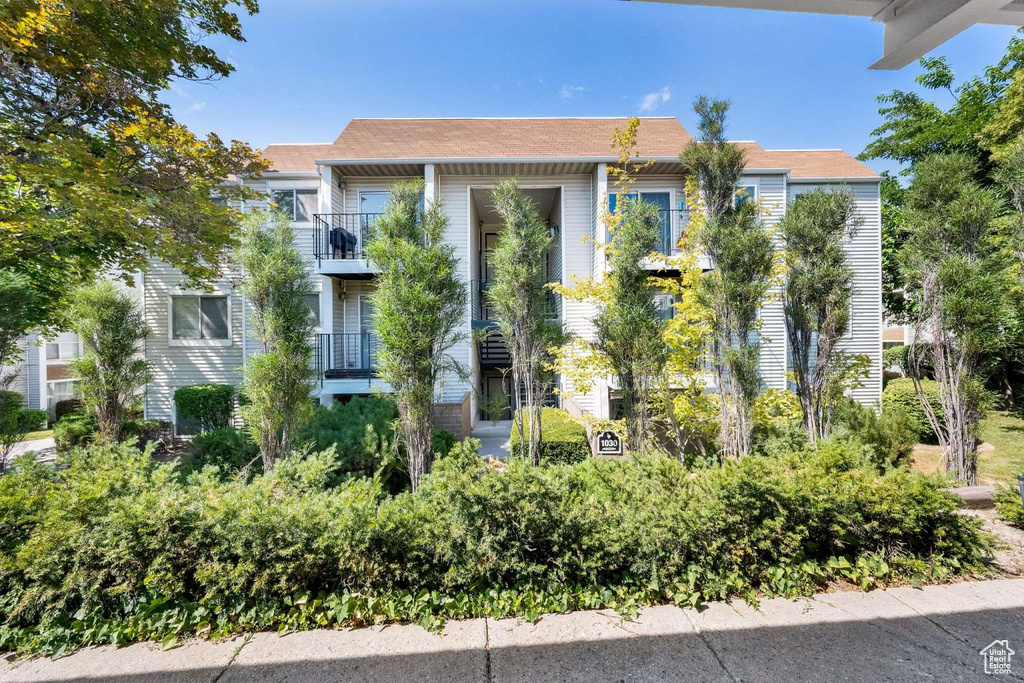 1030 E QUAIL VISTA CT #H Salt Lake City, UT 84117