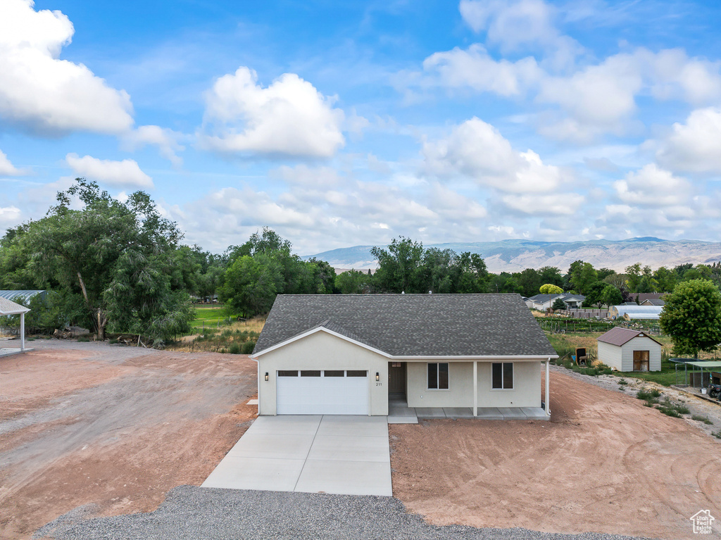211 N 420 E Monroe, UT 84754
