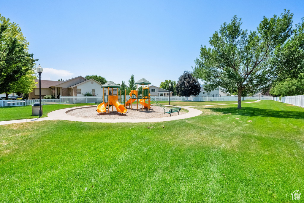 2357 S 225 E Clearfield, UT 84015