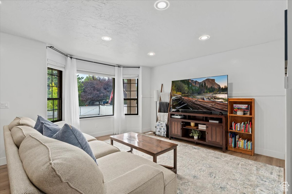 6808 S JEFFERSON ST Murray, UT 84107
