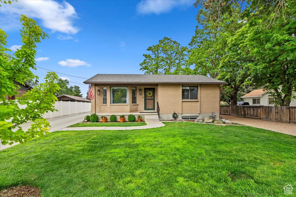 6808 S JEFFERSON ST Murray, UT 84107