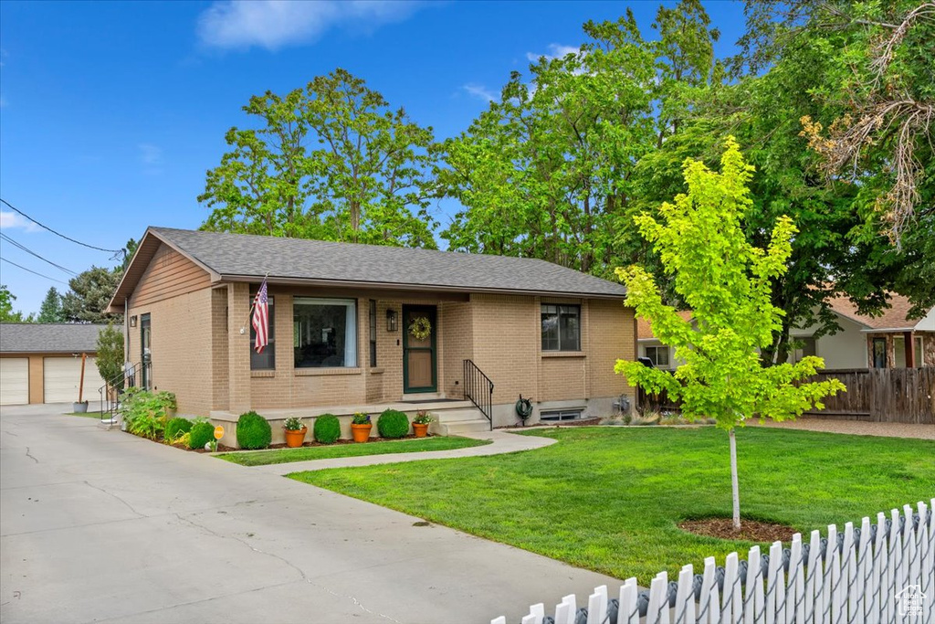 6808 S JEFFERSON ST Murray, UT 84107