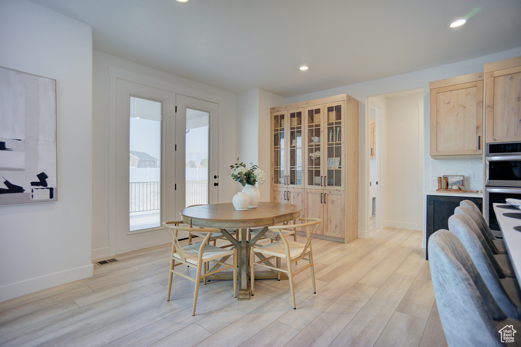 Photo 30 for MLS #2100136 at 348 E Dutton Ct #101