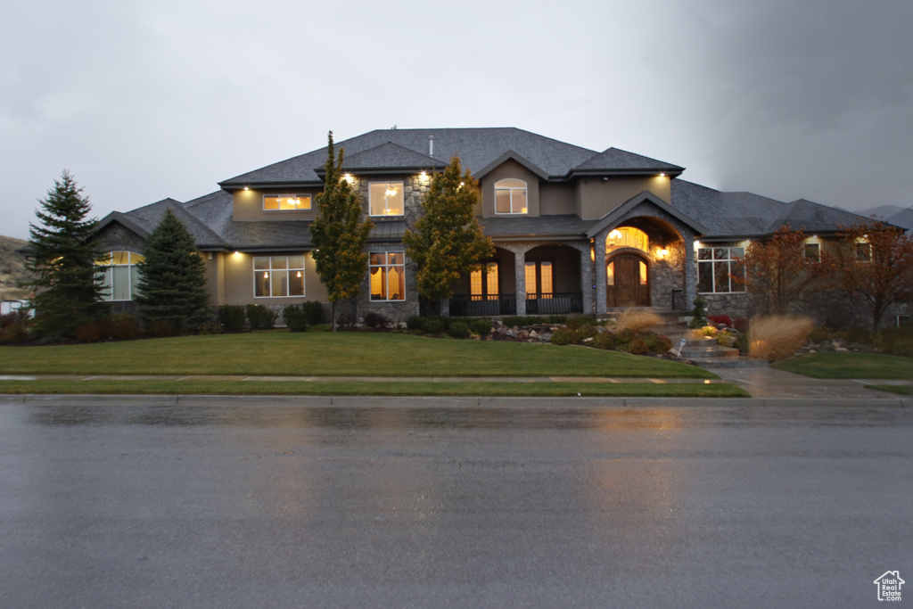 Photo 2 for MLS #2100141 at 522 N Pfeifferhorn Dr
