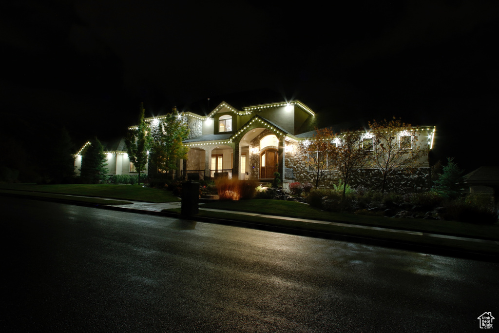 Photo 3 for MLS #2100141 at 522 N Pfeifferhorn Dr