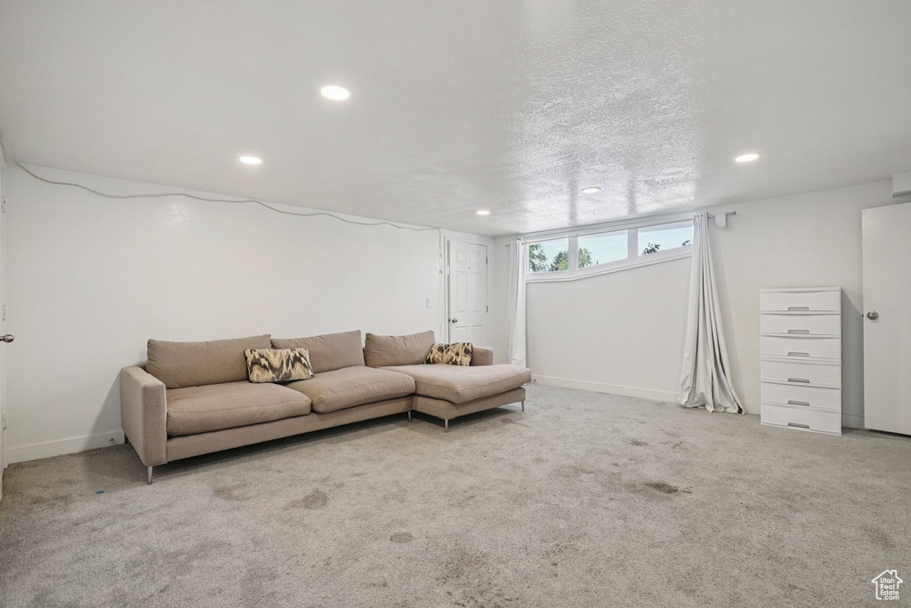 1604 N WILLOW LN Provo, UT 84604