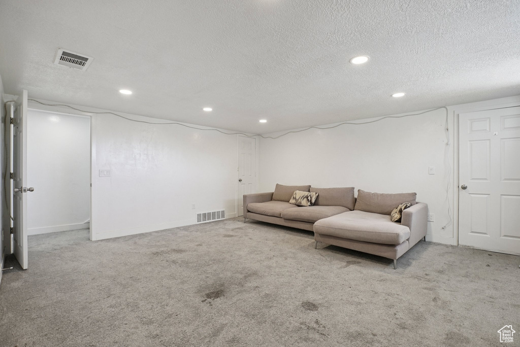 1604 N WILLOW LN Provo, UT 84604