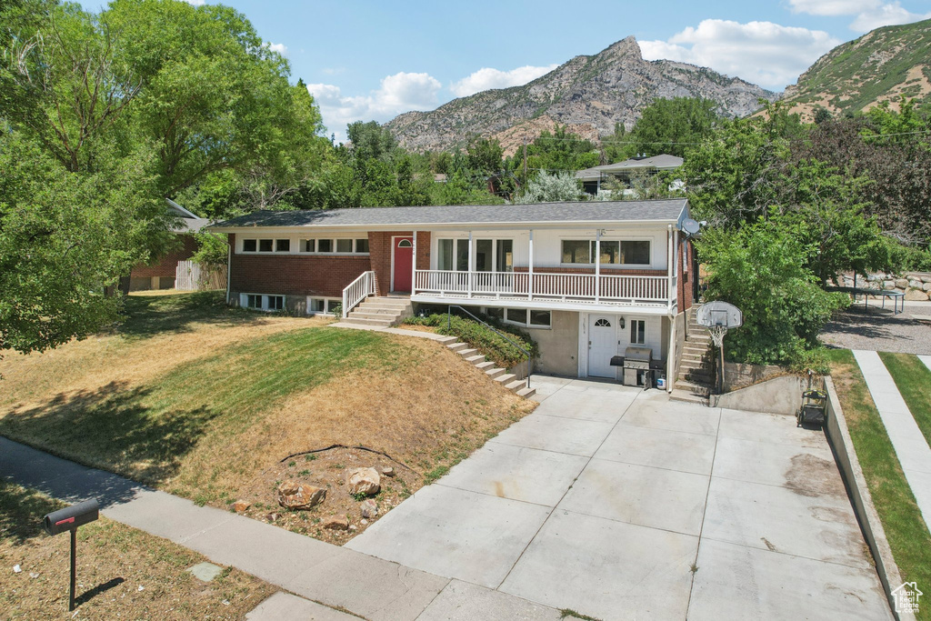 1604 N WILLOW LN Provo, UT 84604